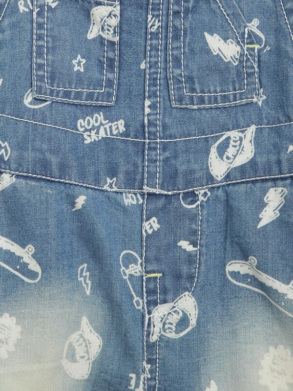 Boys Medium Blue Printed Denim Dungarees image number null